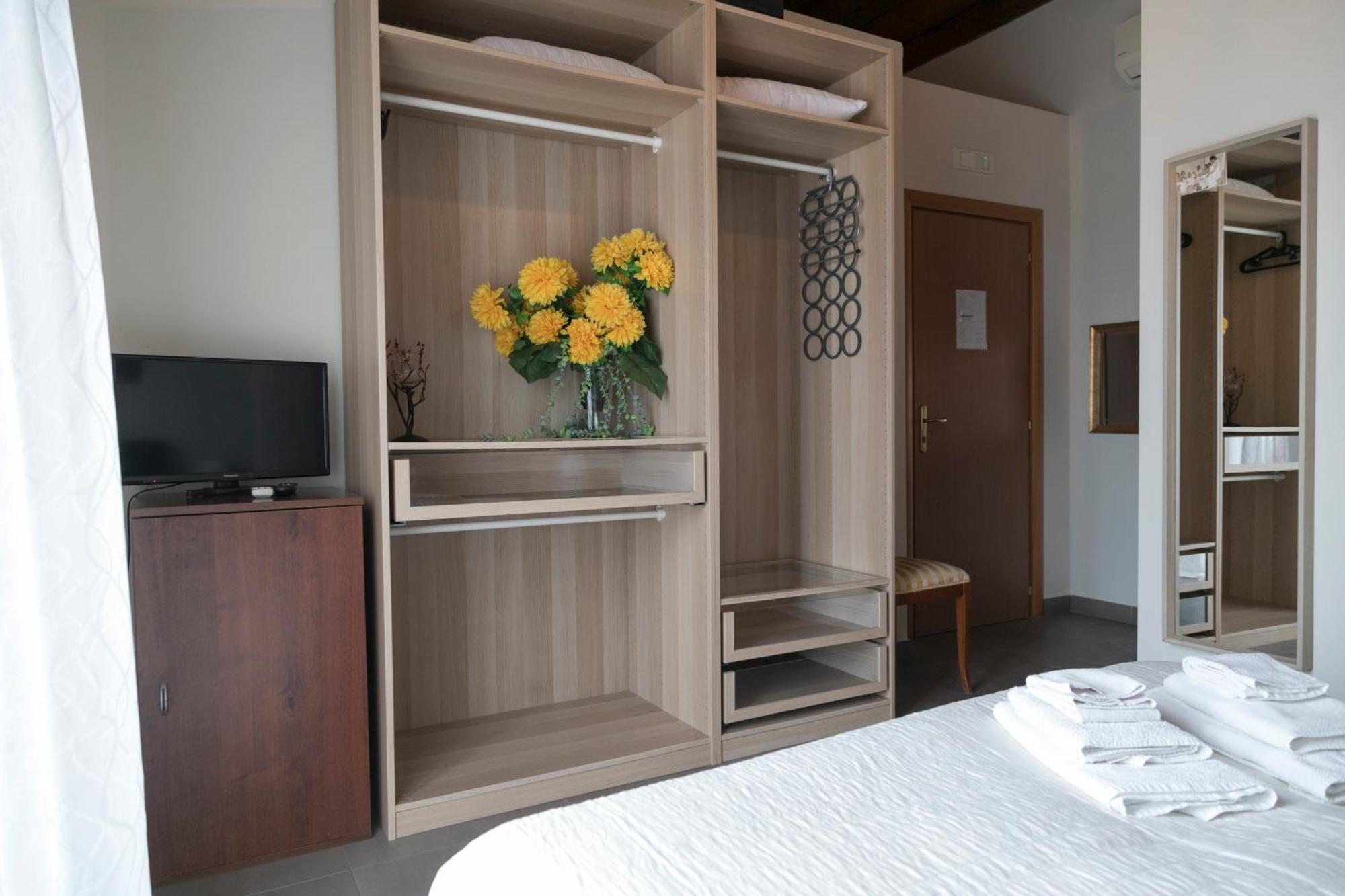 Apartament Mansarda Valu Neapol Zewnętrze zdjęcie